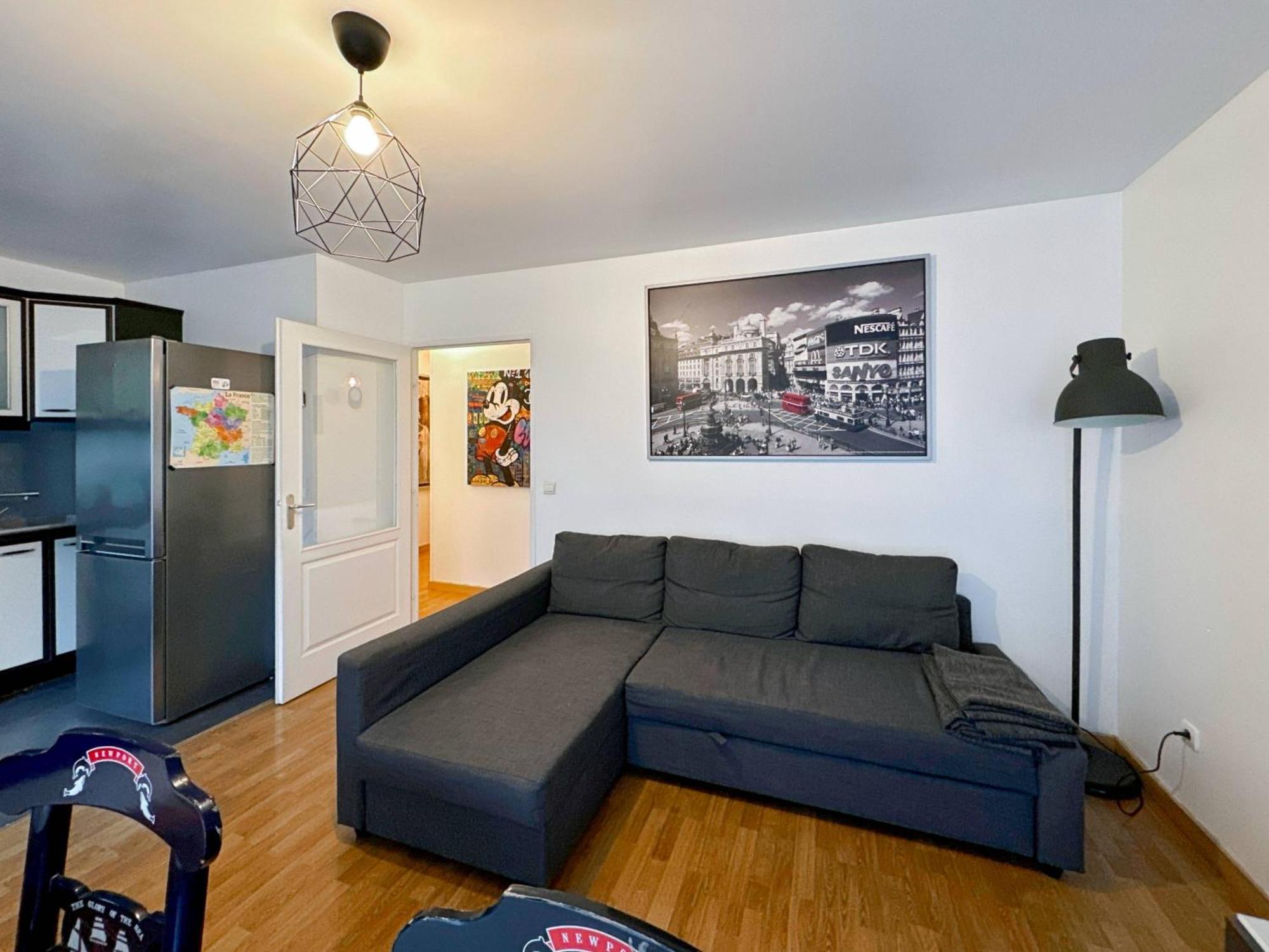 מונטבראן Les Paves De Prague - Appartement Pour 4 A 10 Minutes De Disneyland Paris מראה חיצוני תמונה