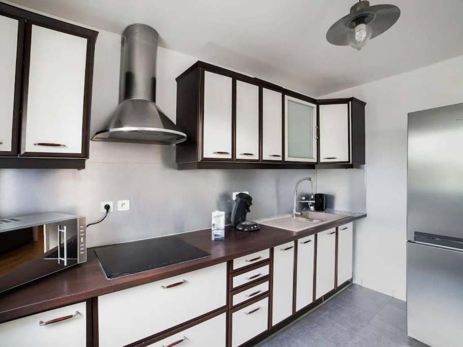 מונטבראן Les Paves De Prague - Appartement Pour 4 A 10 Minutes De Disneyland Paris מראה חיצוני תמונה