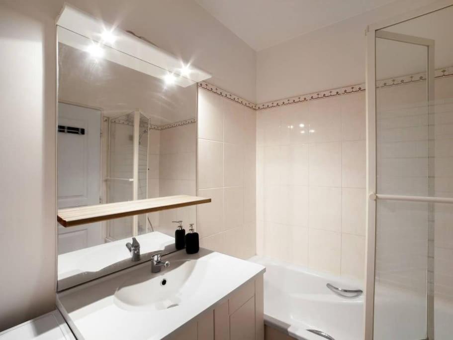 מונטבראן Les Paves De Prague - Appartement Pour 4 A 10 Minutes De Disneyland Paris מראה חיצוני תמונה