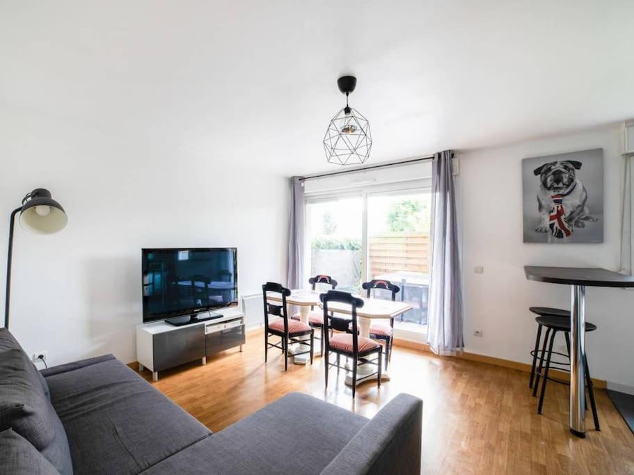 מונטבראן Les Paves De Prague - Appartement Pour 4 A 10 Minutes De Disneyland Paris מראה חיצוני תמונה
